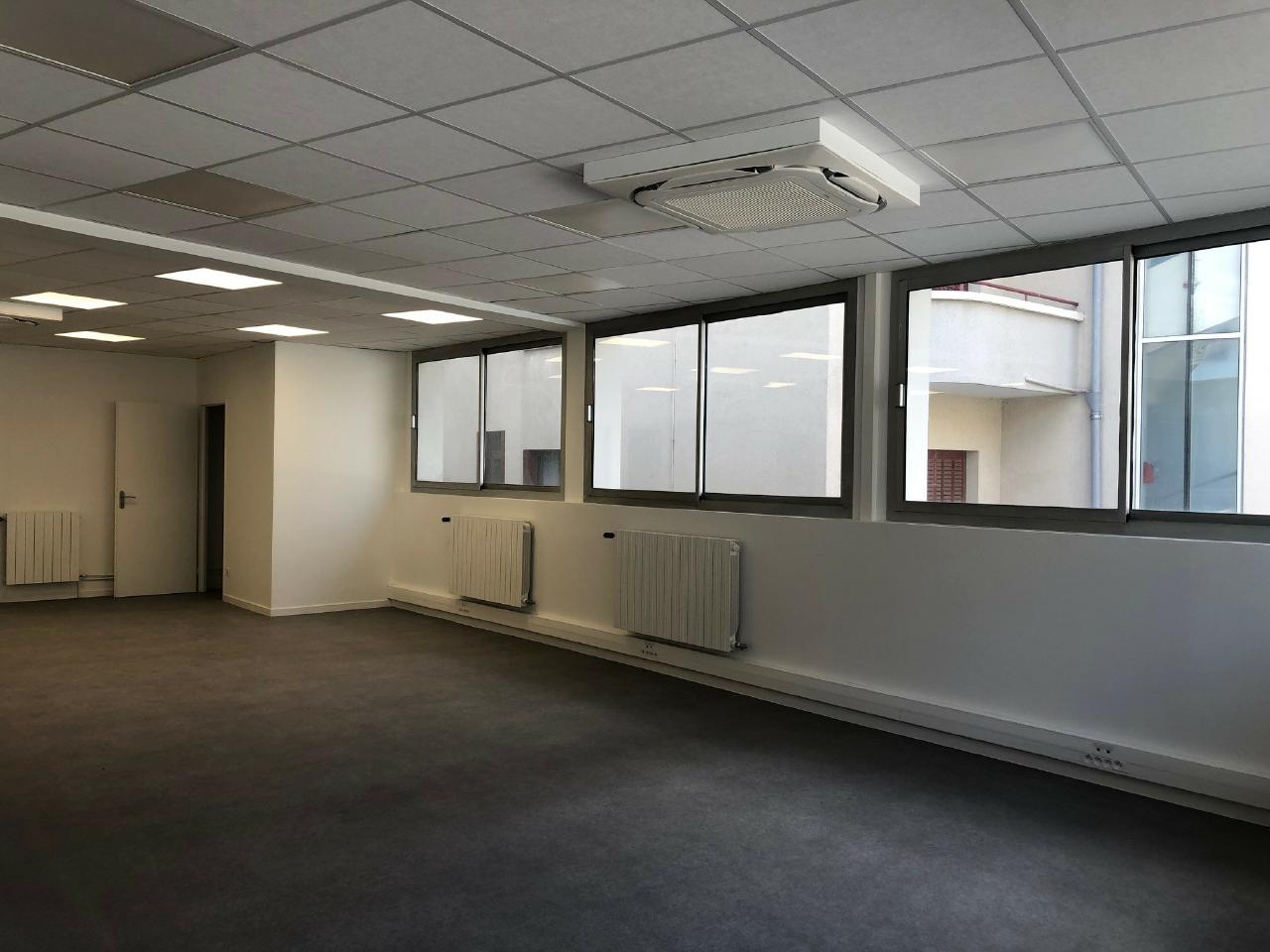 Bureau Annecy 140m² Location bureau Annecy Haute-Savoie OLBUR2423065 4